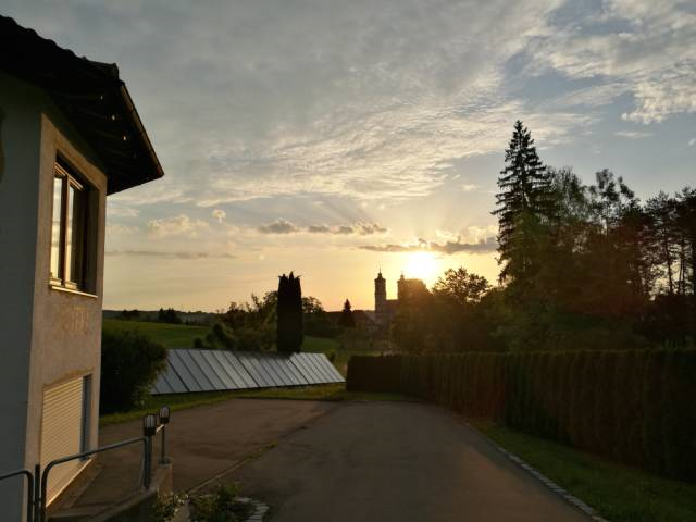 1587184393887432.png 777.png