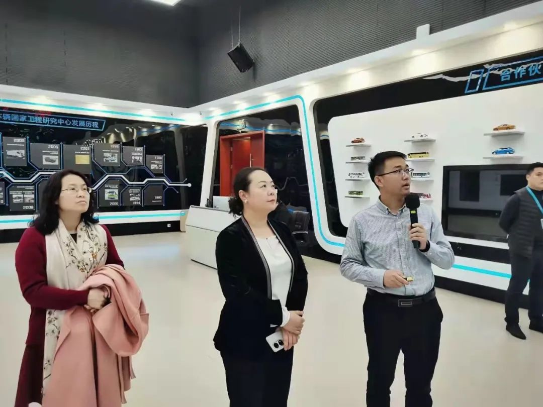 1646985736144017.jpg 640 (1).jpg