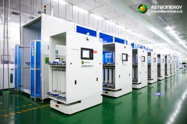 1689156386866562.jpg 640.jpg