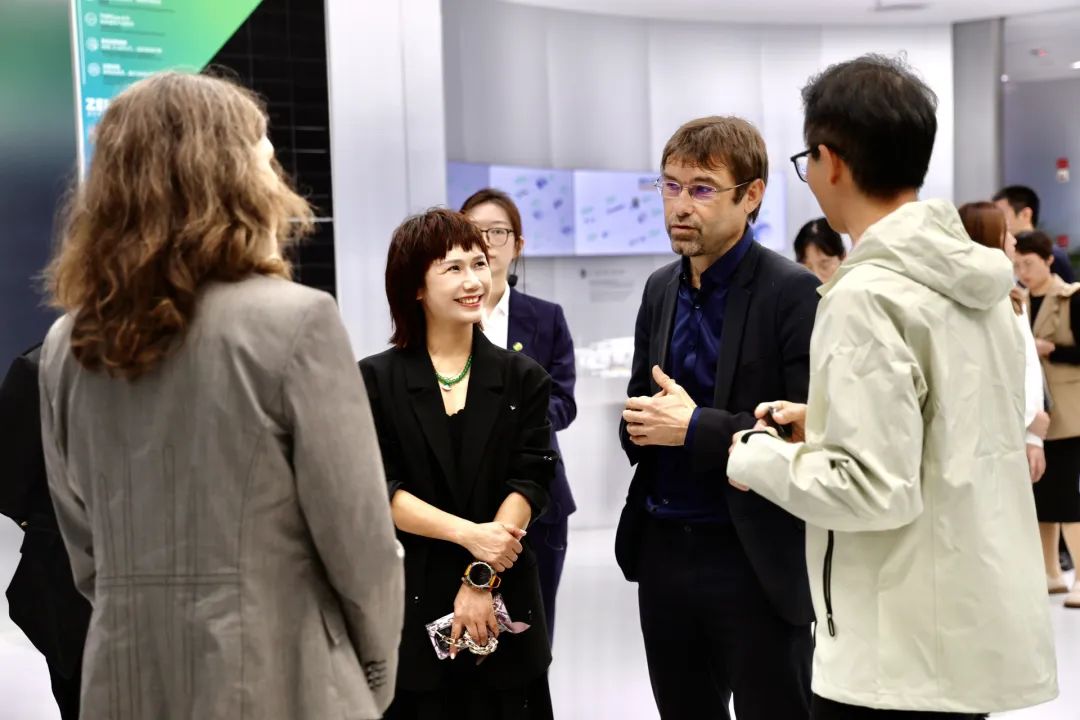 1733190954749893.jpg 1733190954749893.jpg