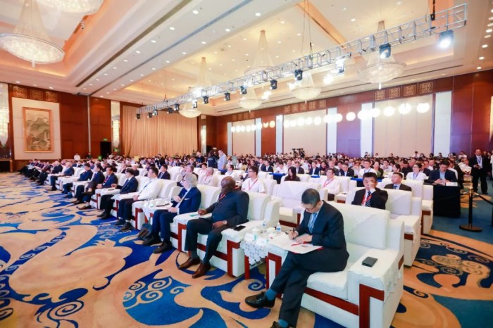 1734053041928898.jpg image1_640.jpg