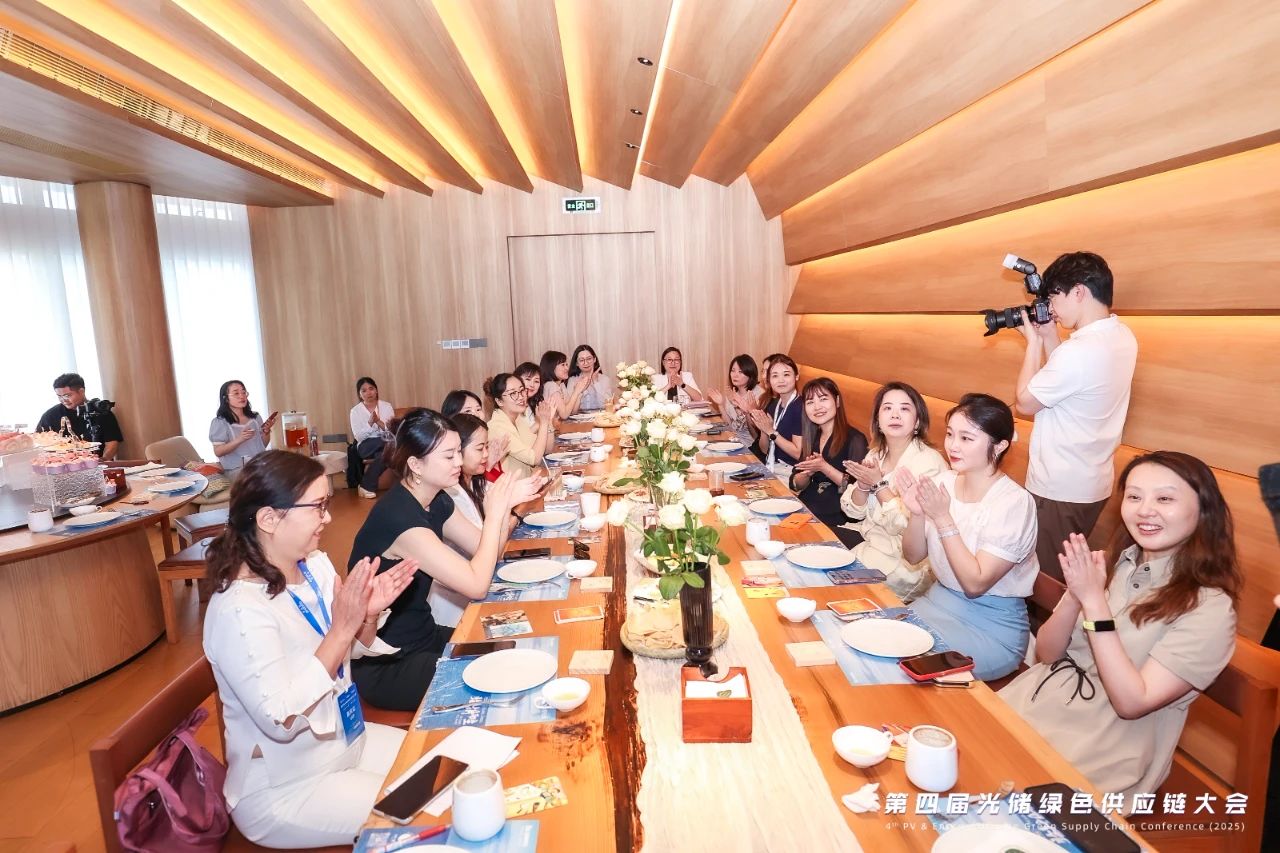 1754116725683889.jpg 1754116725683889.jpg